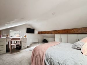 Loft room- click for photo gallery